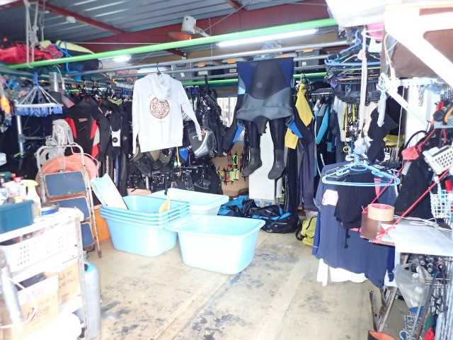 沖縄店店内8