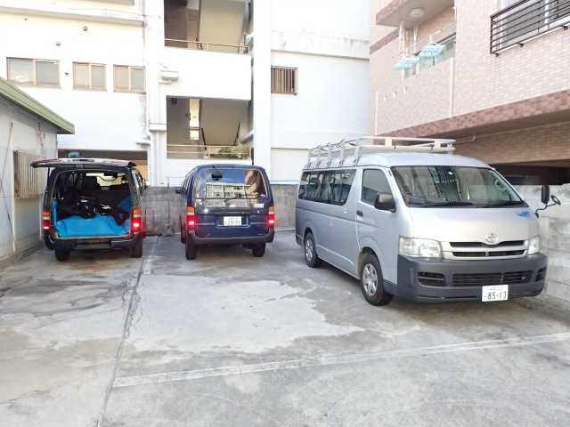 沖縄店店内9